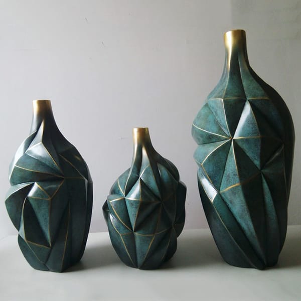 resin vase set.JPG