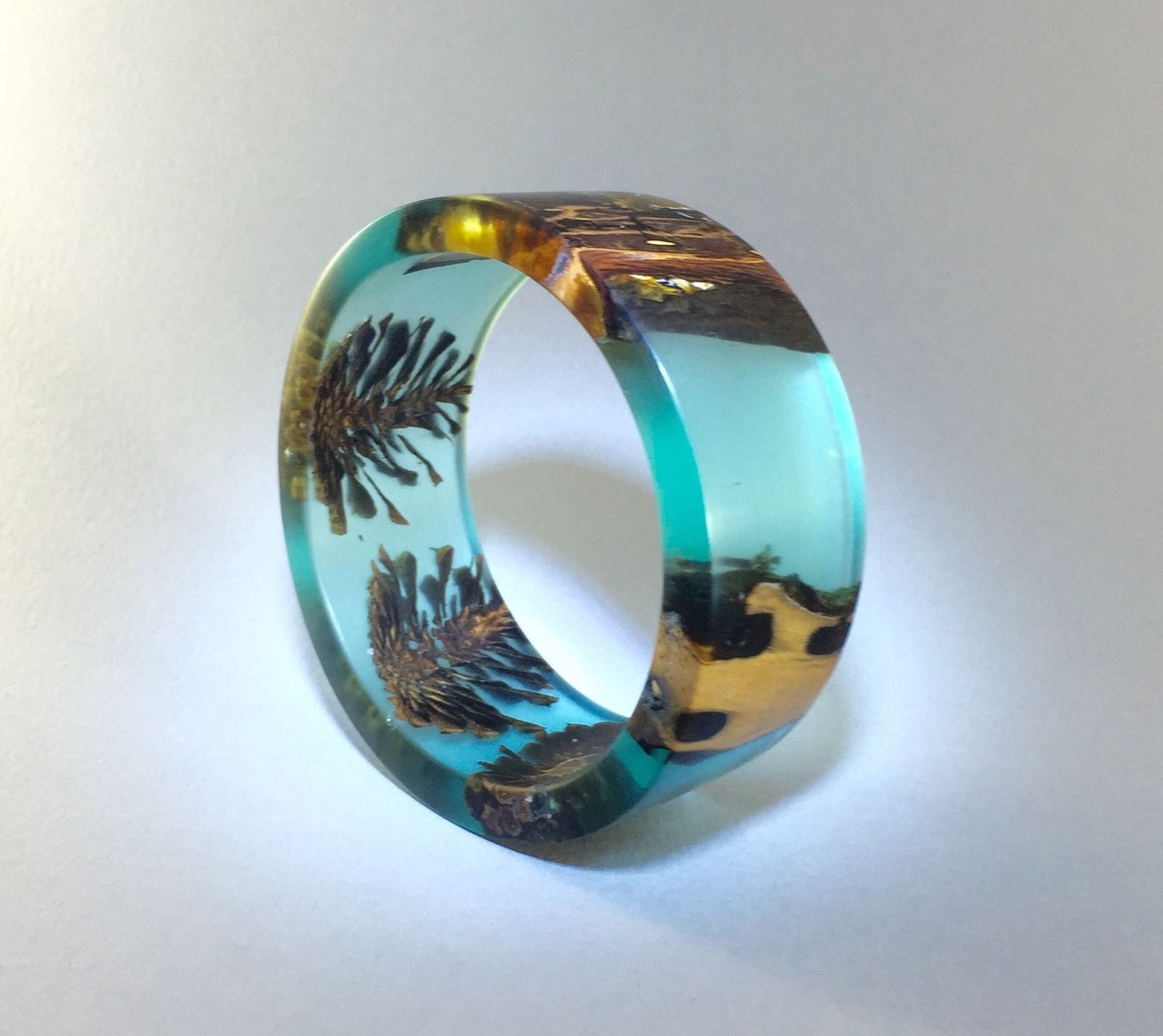 CUSTOM RESIN BRACELET